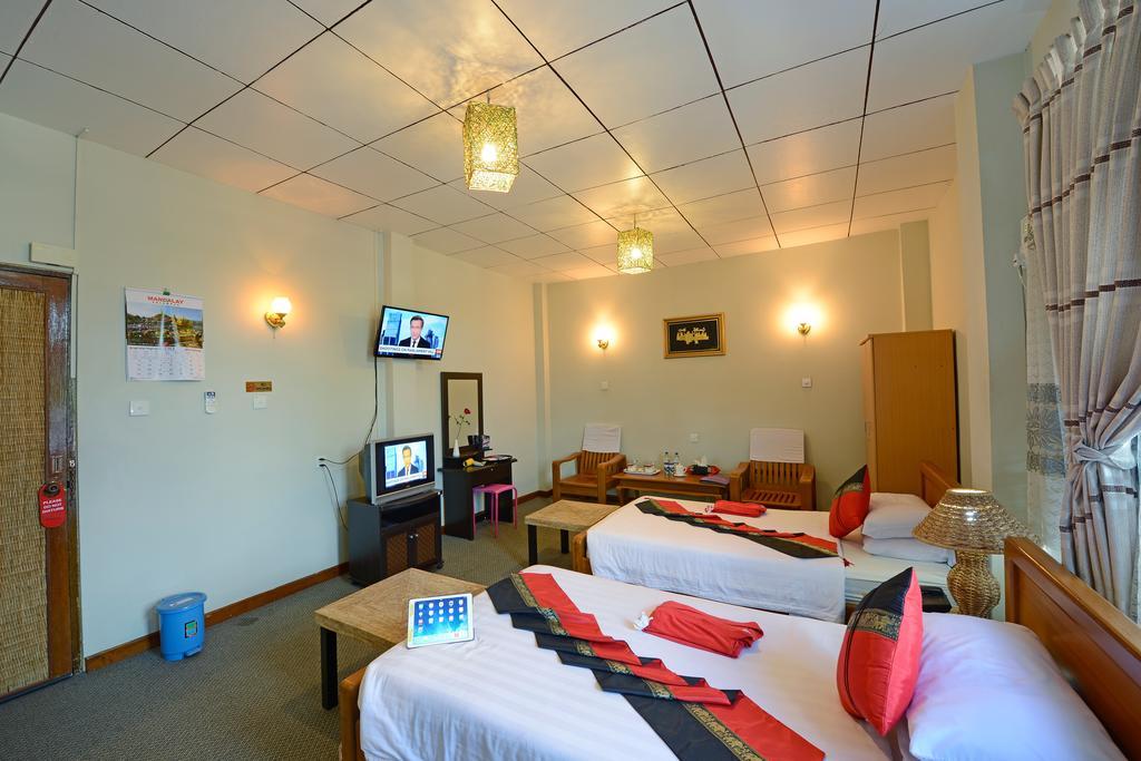 Cinderella Hotel Moulmein Chambre photo