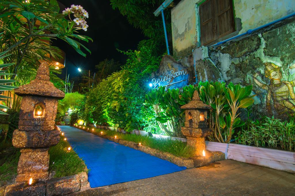 Cinderella Hotel Moulmein Extérieur photo
